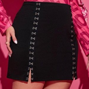 NWOT SHEIN Black Double Hook Skirt